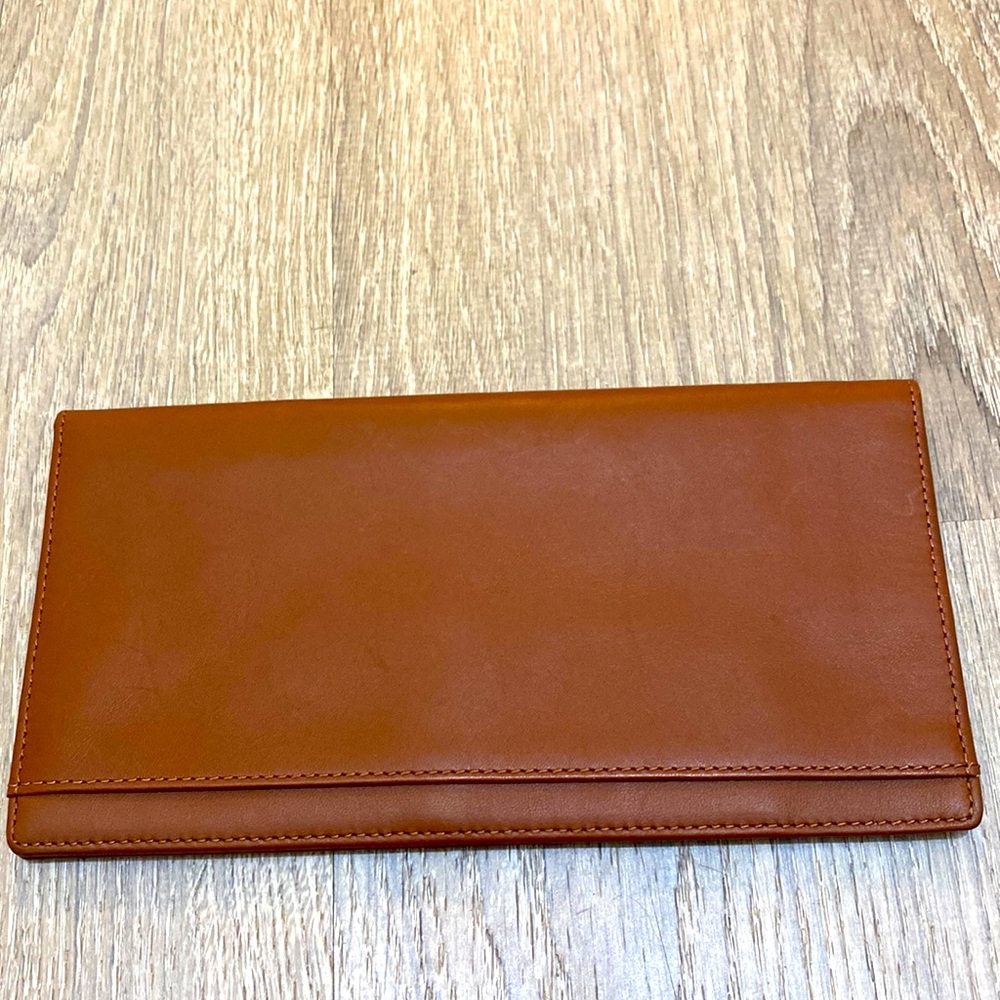 CUTTER & BUCK • PASSPORT WALLET